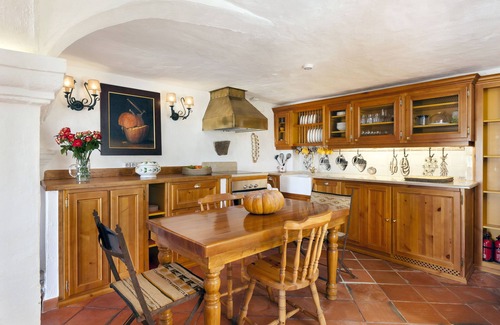 Azoia Cottage | Rénové 2 chambres, 2 salles de bain, terrasses W / Vues sur l'océan, dans le plus charmant village de Sintra