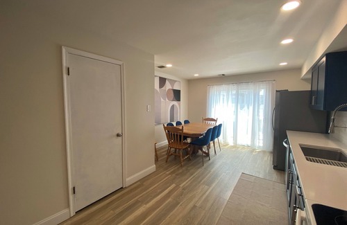 South End Copropriété | Renovated 2-bedroom condo close to beach in narrow section of Ocean City