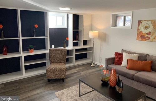 Silver Spring Maison | Renovated 3 bed 2 bath with lots of free parking