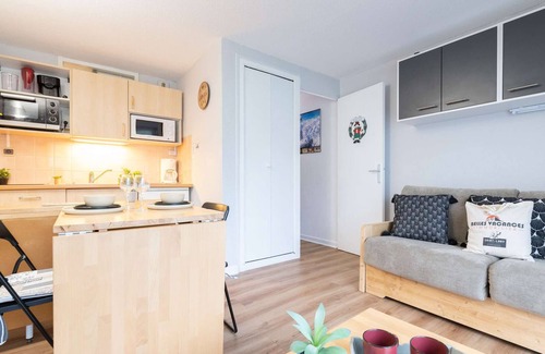 Saint-Lary-Soulan Appartement | Renovated apartment for 4 people, quiet, near Saint-Lary village center