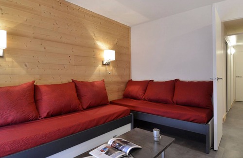 Macot-la-Plagne Appartement | Appartement rénové au centre de La Plagne, balcon, 5 couchages