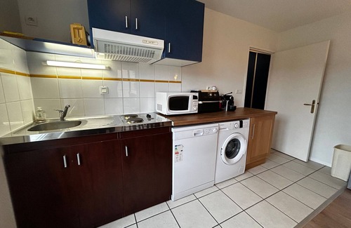 La Roche-Posay Appartement | Appartement rénové proche Thermes avec piscine et Wi-Fi