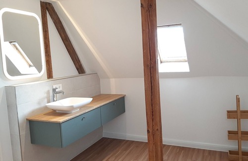 Schwerin Appartement | Renovated apartment in listed villa with lake view