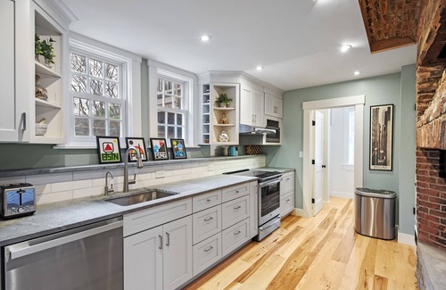 Marblehead Appartement | Renovated Apartment in Marblehead Historic District