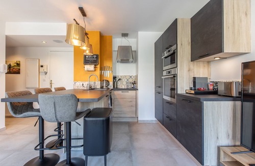 Le Suquet Appartement | Renovated Apt with Balconies - Holiday/Congress