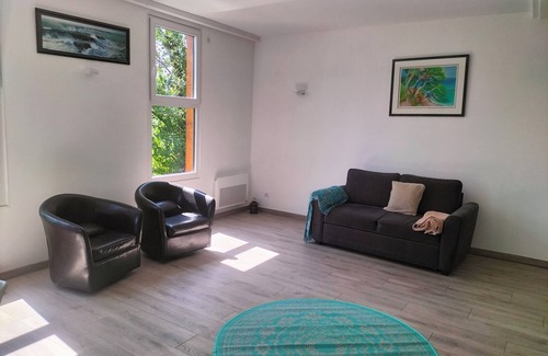 Massingy Maison | Renovated barn, quiet village, mountain views, near Annecy and Le Bourget lakes