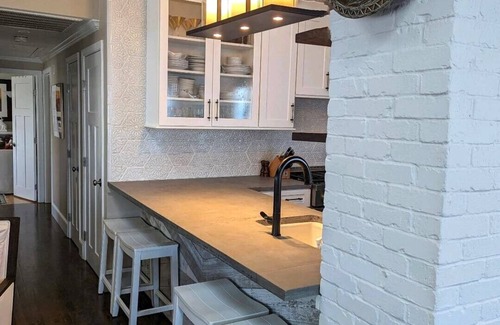 Waveland Maison | Renovated Beach House with 180 degree Ocean Views, Steps to the Sand
