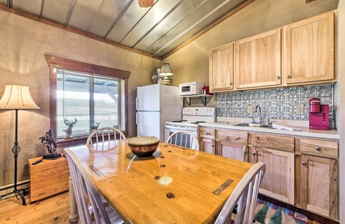 Perrysville Appartement | Renovated Bunkhouse on 12-Acre Horse Farm!