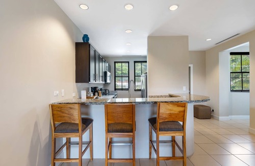 Coco Copropriété | Well-decorated 3rd-floor unit with unique designs and mountainview in Coco
