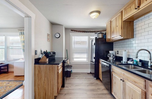 Bremerton Copropriété | NOUVELLE LISTE! Condo rénové dans bâtiment historique près du traversier Seattle-Bremerton!