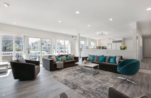 Point Pleasant - Toms River Maison | Renovated Contemporary with Bay views & Pool!