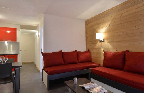 Macot-la-Plagne Appartement | Appartement rénové au cœur de la station, 2 pièces, balcon, proche pistes et commerces