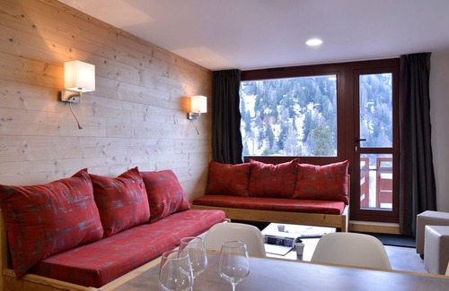 Macot-la-Plagne Appartement | Appartement rénové et chaleureux proche des pistes, 3 pièces + cabine pour 8 pers, animaux admis