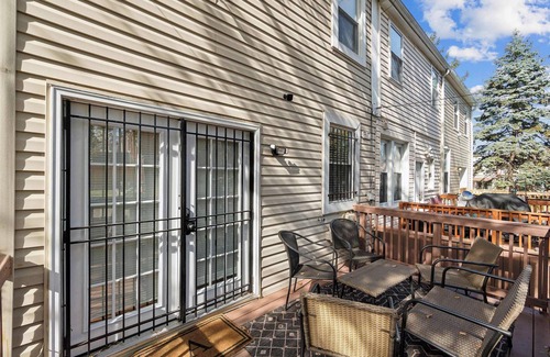 Manor Park Maison | Renovated DC Home w Parking!