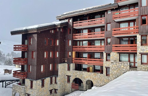 Belle Plagne Appartement | Renovated divisible studio in the heart of the resort with parking and WIFI