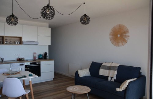 Saint-Hilaire-de-Riez Appartement | Appartement rénové vue mer - Esplanade St Jean de Monts - Wifi gratuit