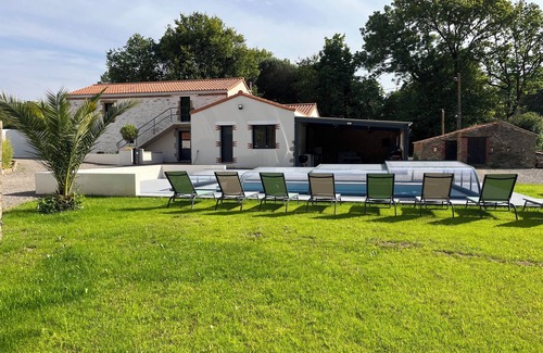Talmont-Saint-Hilaire Maison | Domaine de campagne rénové avec piscine