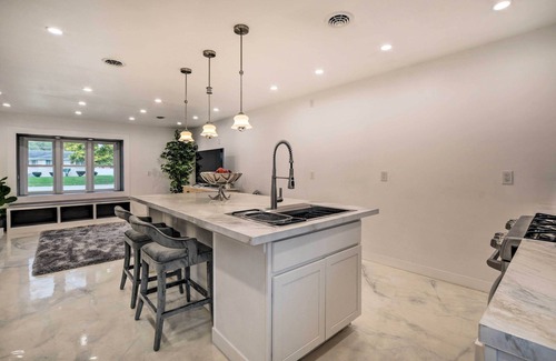 Griffith Maison | Renovated Griffith Family Home in Chicagoland Area