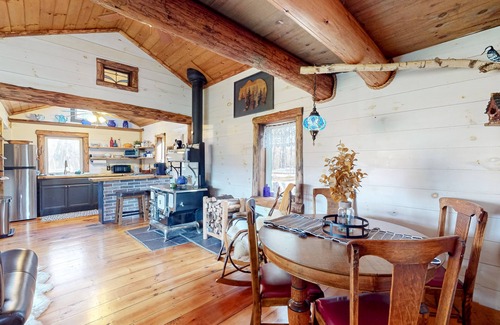 North Troy Cabine | Renovated historic cabin with mountain views, lake access, & electric fireplace