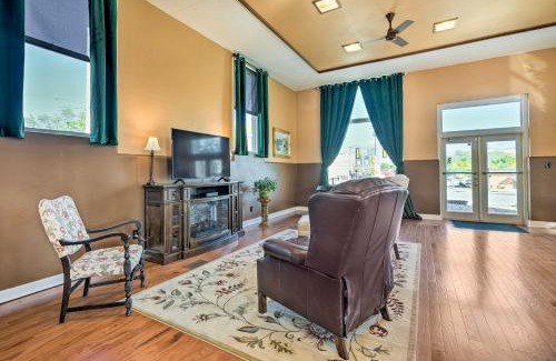 Bartonville Maison | Renovated Historic Cottage about 4 Mi to Peoria!