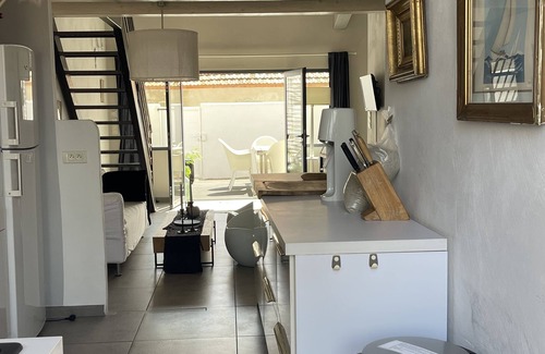 La Gueriniere Maison | Maison rénovée, 150m de la plage et très proche commerces .