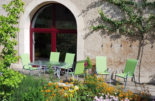 Thillot Cottage | Maison rénovée, tout confort avec baignoire balnéo, baby-foot, ping pong