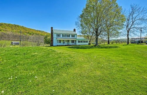 Plummers Landing Maison | Renovated KY Farmhouse Retreat with Pasture Views!