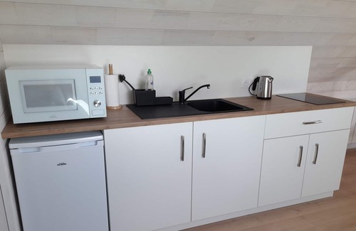 Tregarantec Maison | LONGERE RENOVEE - APPARTEMENT NEUF A L'ETAGE