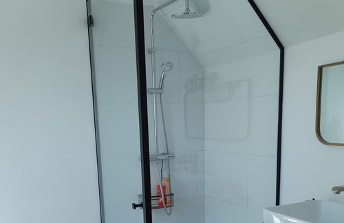 Tregarantec Maison | LONGERE RENOVEE - APPARTEMENT NEUF A L'ETAGE