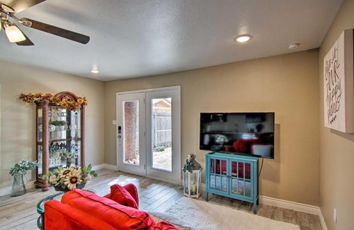 North Overton Maison | Renovated Modern Home with Patio, Walk to Texas Tech