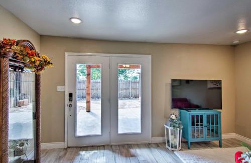 North Overton Maison | Renovated Modern Home with Patio, Walk to Texas Tech