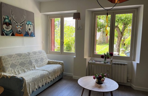 Cadeac Maison | Renovated mountain house in a haven of peace.