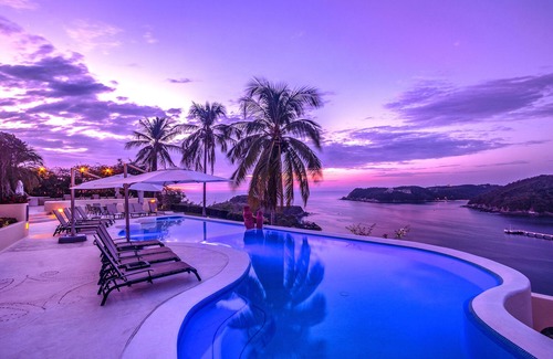P Chahue Villa | Villa abordable Quatre chambres avec vue sans fin, piscine privée + marcher jusqu'à la ville