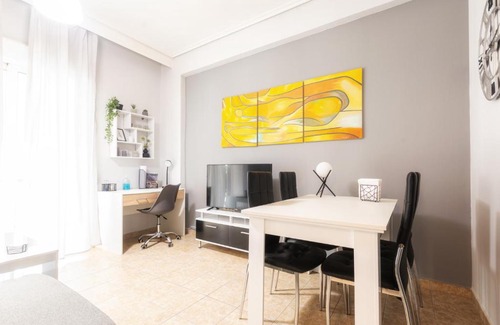 Larissa Appartement | Renovated penthouse in the center of Larissa