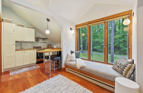 Great Barrington Maison | Renovated Private Guest House by Evergreen Home