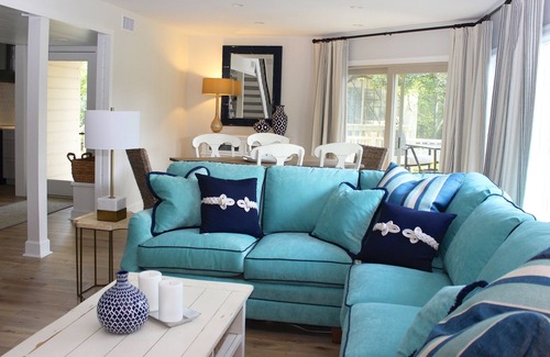 Spinnaker Beachhouses Maison | Rénové, Professional Décoré Townhome! Marchez aux équipements! Animaux acceptés!