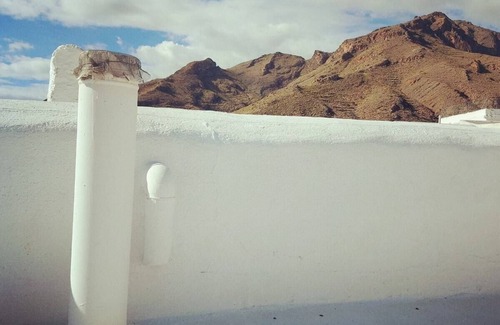 Nijar Maison | Renovated rural Andalusian cottage for singles or couples with or without pets, wifi.