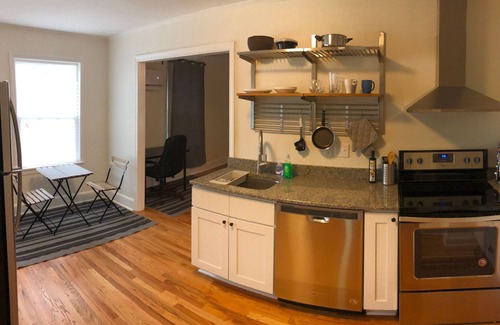 East Durham Appartement | Renovated Space Close to Downtown - A