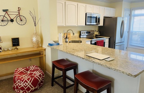 Lewes Maison | Monthly/Daily! Renovated 3/2.5, Minutes to the Beaches, Access to Biking Trails