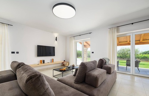 Rosini Maison | 4 chambres hébergement à Rosini