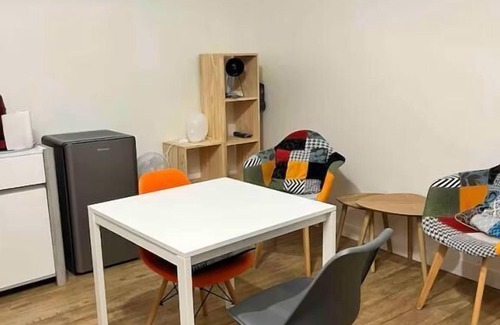 Barriere de Paris Appartement | Renovated T2 - near metro and city center