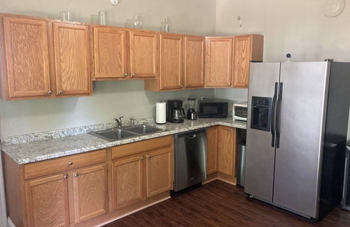 Middletown Copropriété | Rent A Room In This Spacious Victorian