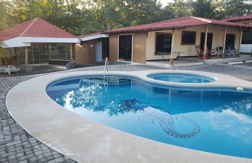 Cobano Maison | Location Maison avec piscine privée pour des vacances en famille