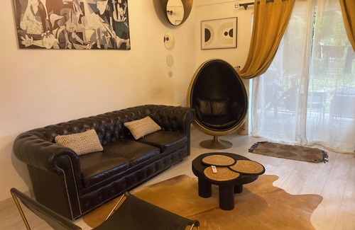 Fontenay-le-Fleury Maison | Rent more than a house: Experience Au vieux Carré.