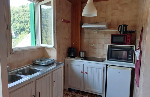 Prats-de-Mollo-la-Preste Appartement | RENT STUDIO PRATS DE MOLLO. 2 PERS. PLUS BEAU VIIAGE DE FRANCE.