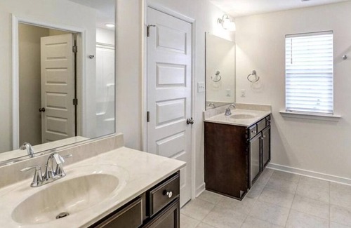 Glen Allen Maison | Rent your next stay in an award winning family designed master planned community
