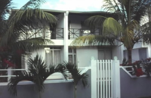 Mont Choisy Maison | Location à partir EUR 300 / semaine pour 2 - 6 p proche plages Mont Choisy - Trou aux Biches, agrée par Le Ministère du Tourisme Mauricien