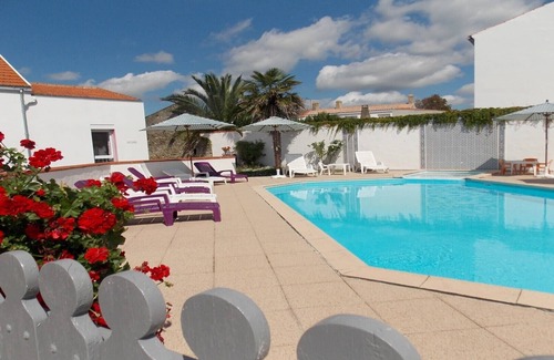 Sallertaine Cottage | Location classée 3 étoiles de 4 pièces pour 6 personnes - piscine chauffée -