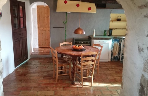 Le Poet-Sigillat Maison | Rental in Drôme provençale