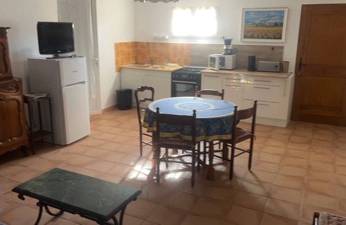 Mirabel-aux-Baronnies Appartement | Rental in provence with swimming pool